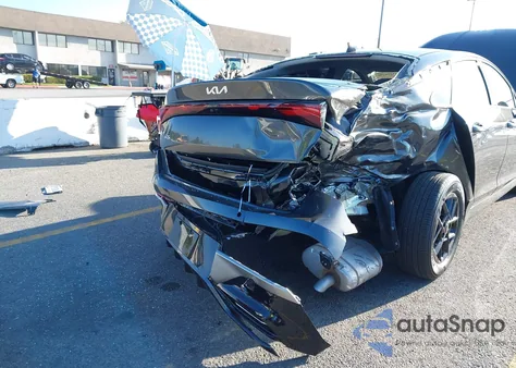 2025 Kia K5 Lxs из США, поврежденный, VIN KNAG24J74S5319044